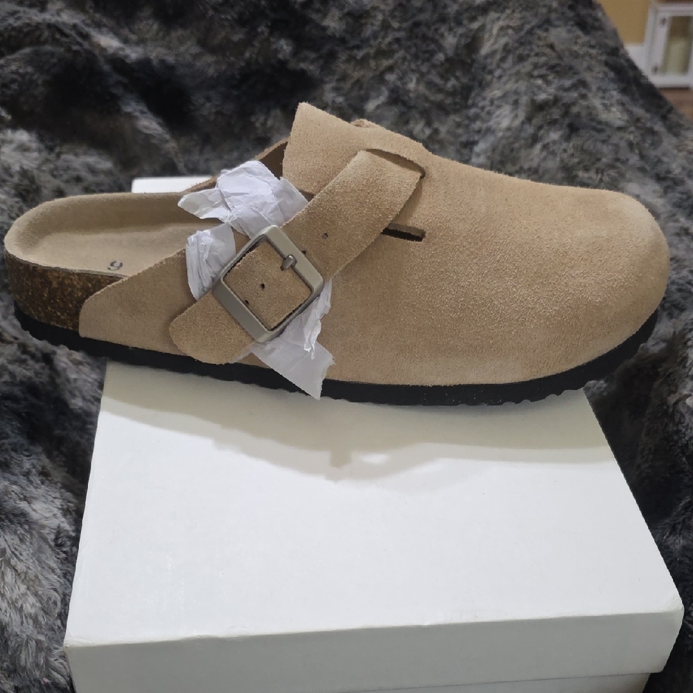 Quince Waterproof Suede Clogs Size US 9 Womens